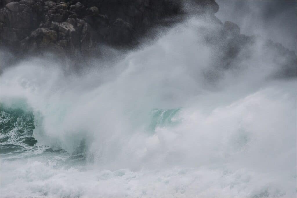 wild and stormy seas on outer hebrides landscape photography retreat